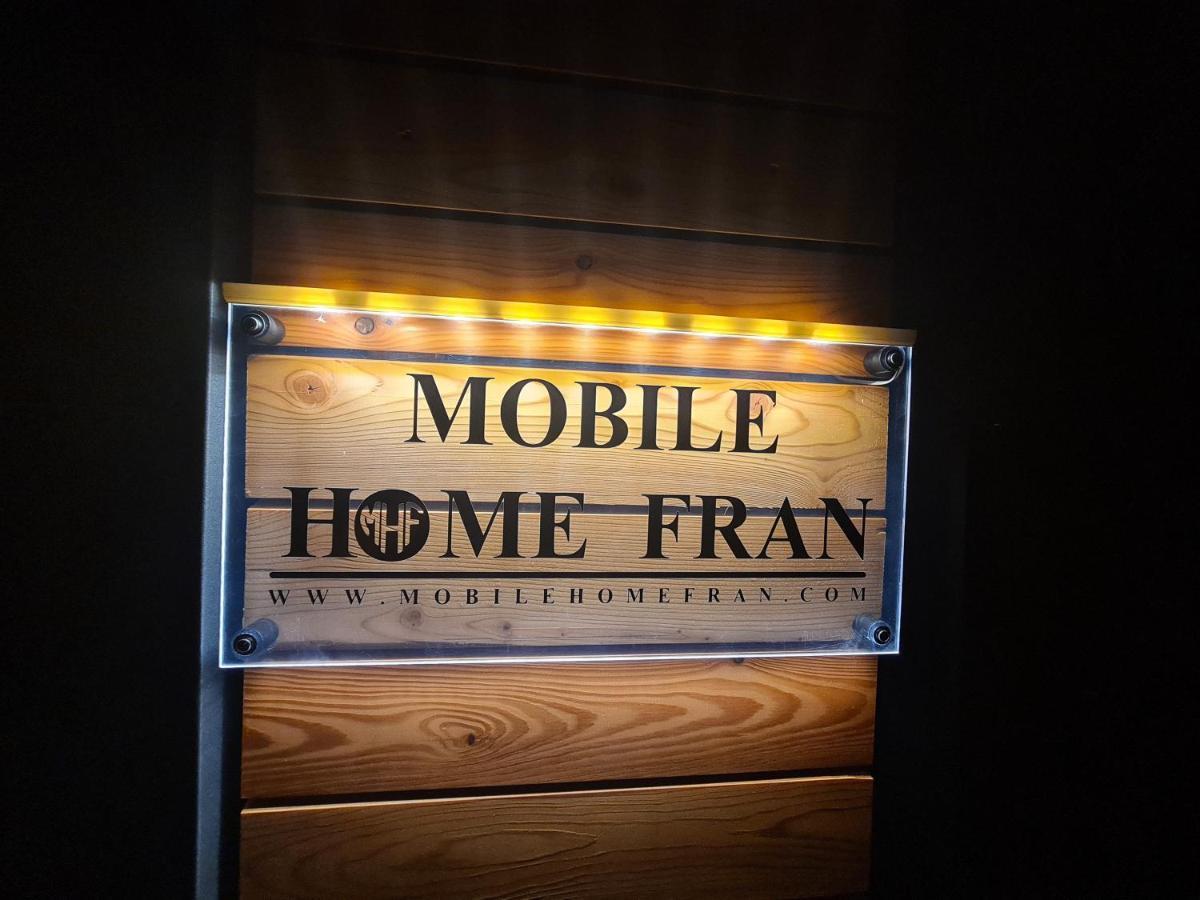 Mobile Homes Fran Привлака Экстерьер фото